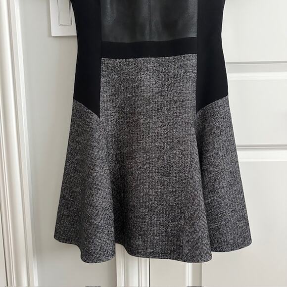 Karen Millen Wool Blend Herringbone Tweed Faux Leather Dress Size: US 8 UK 12 - Picture 4 of 10